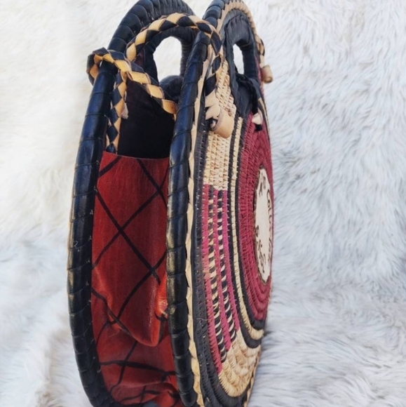 Wicker Round Rattan Bag - Picture 3 of 3